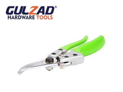 Garden Pruing Shears Siccors Branches